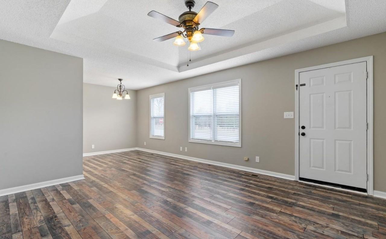 1525 Hugh Hunter Road - Photo 3 of 13