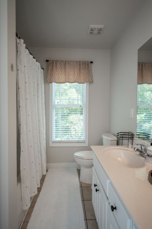143 Foreman Dr - Photo 4 of 13
