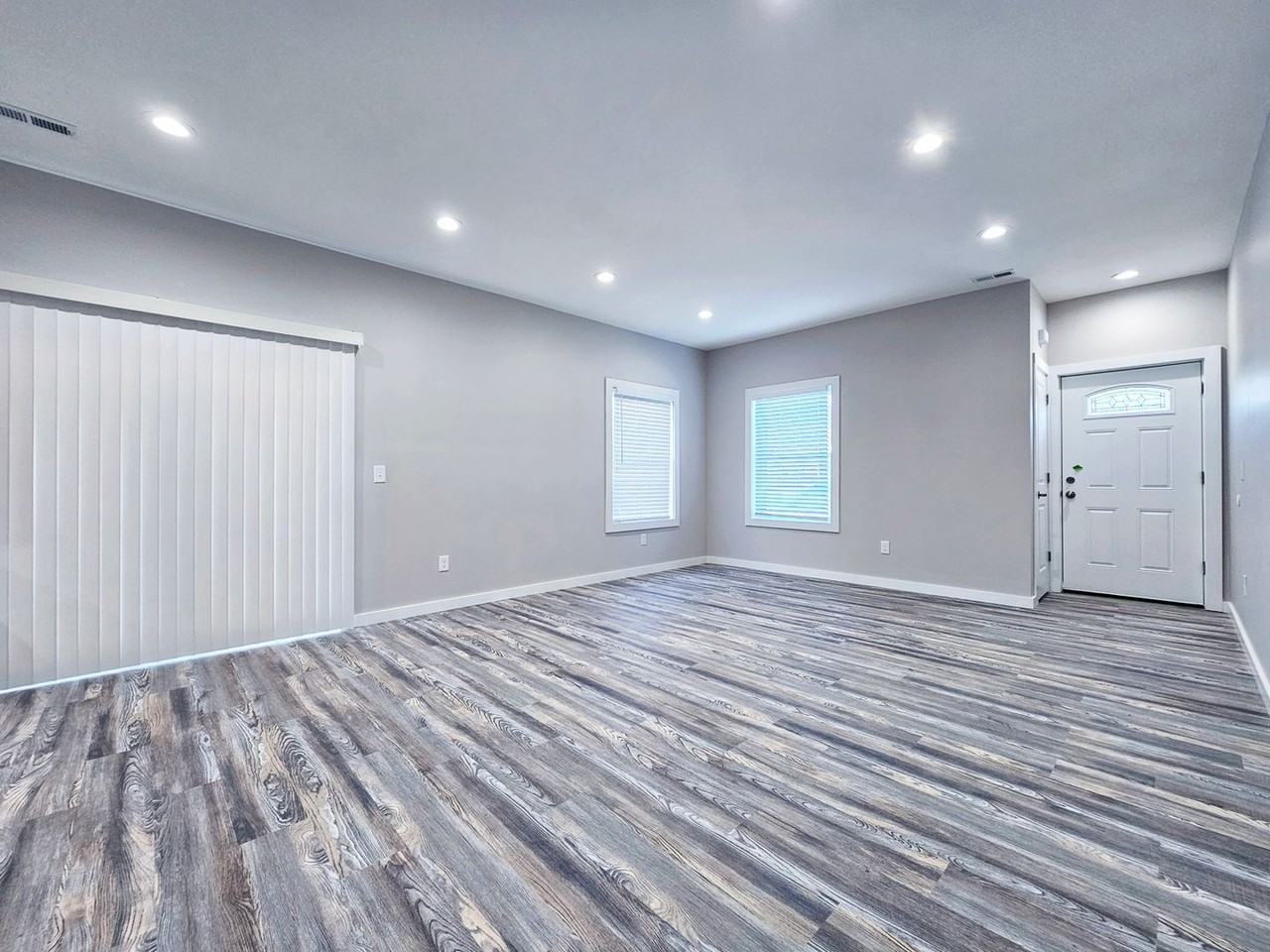 4118 Ellison Rd - Photo 3 of 22