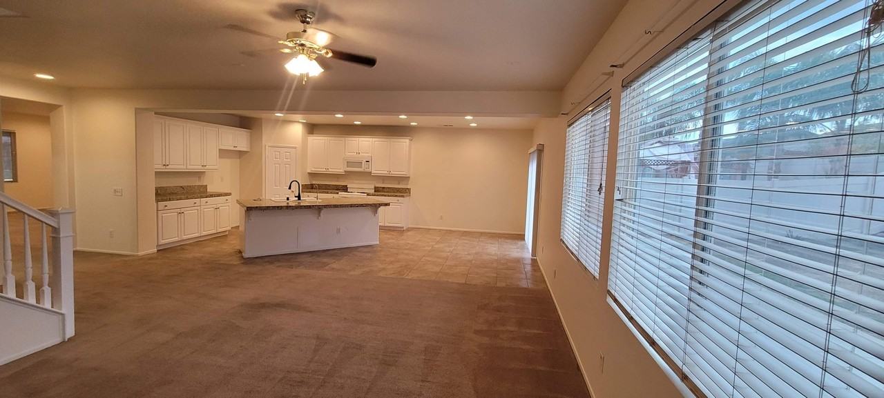 1262 Garrett Way - Photo 4 of 50