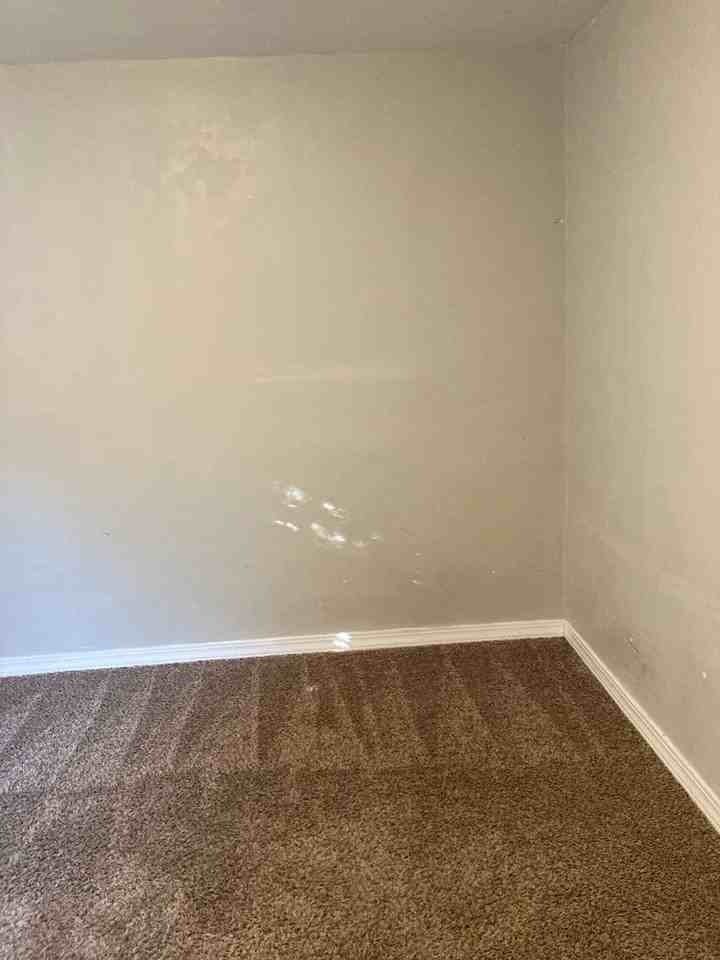 2613 Fort Blvd - Photo 4 of 18