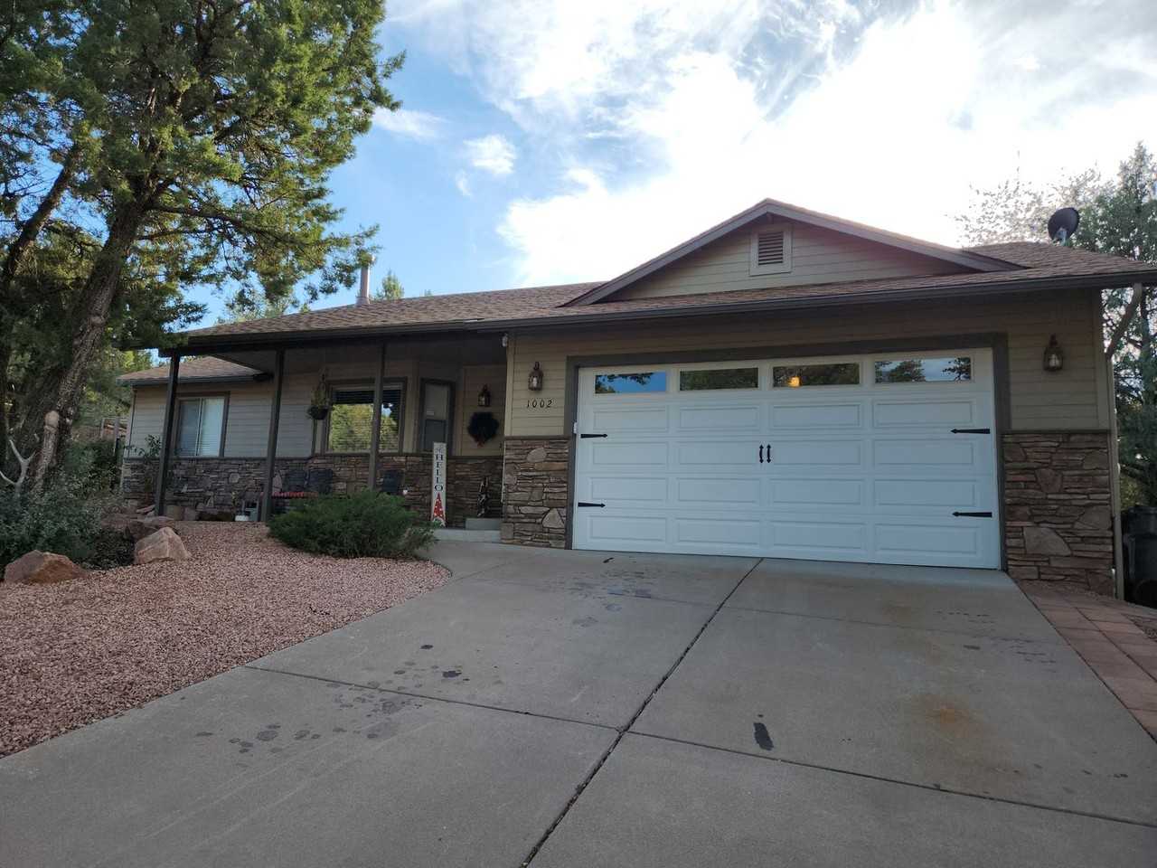 1002 S Carson City Cir - Photo 2 of 23