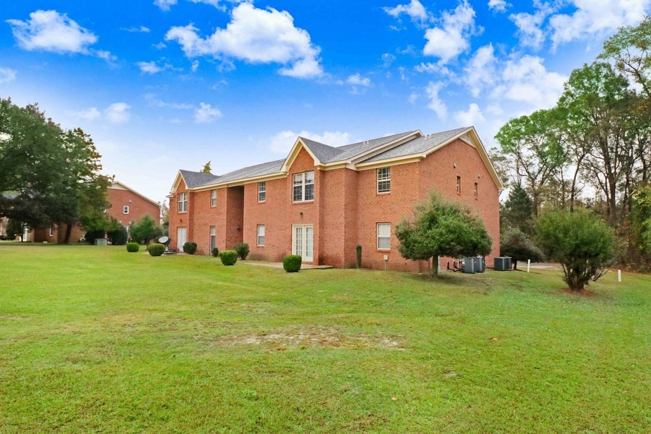 Waynetique Apartments - Photo 2 of 24