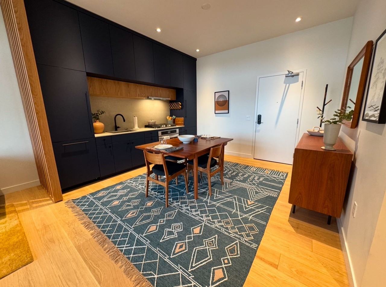 2745 Nw Ordway Ave - Photo 4 of 33