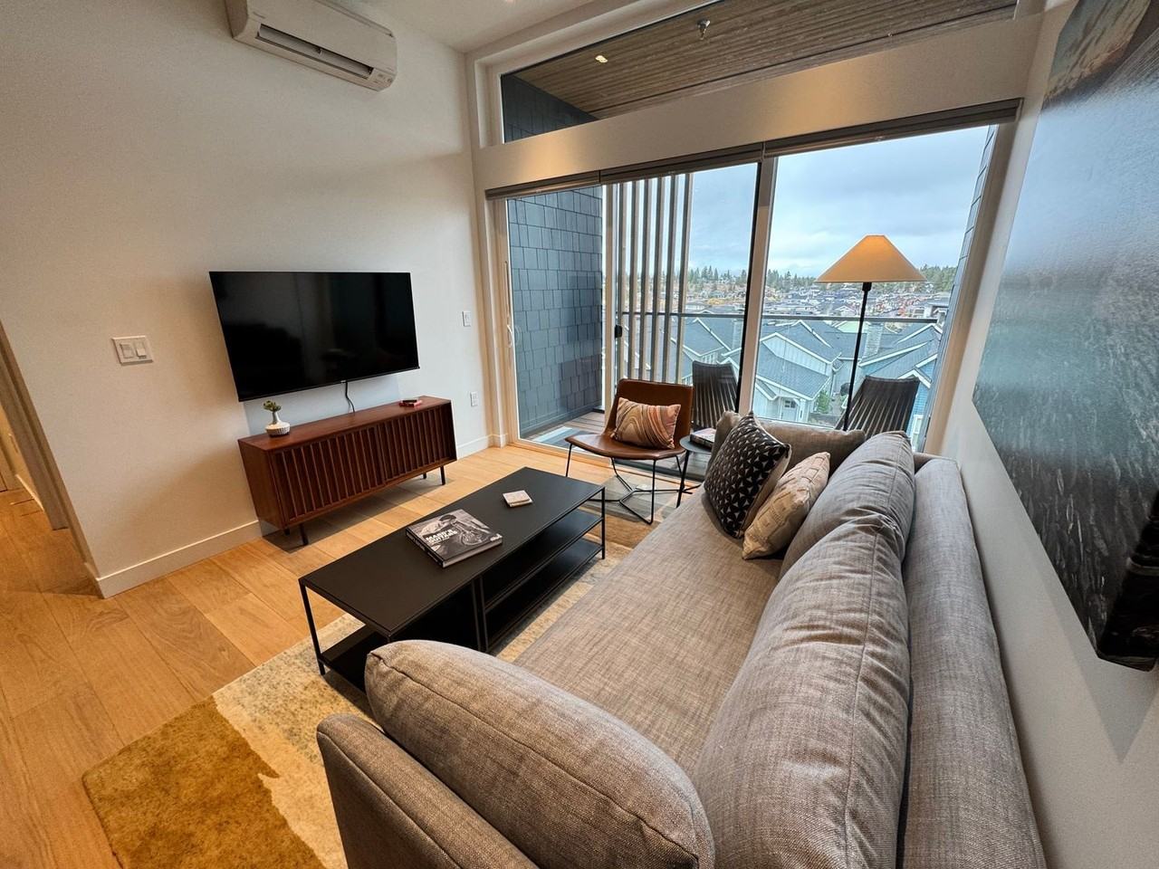 2745 Nw Ordway Ave - Photo 6 of 33