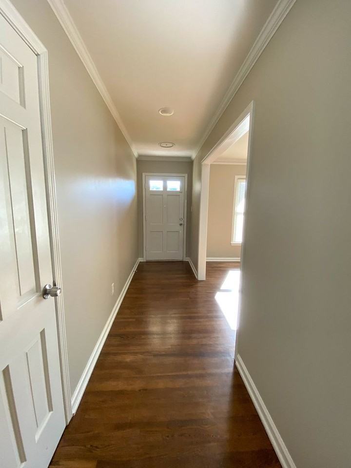 1630 Janis Dr - Photo 3 of 31