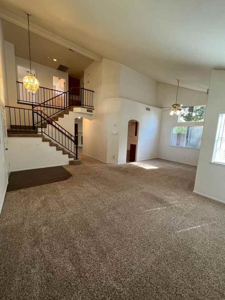 8617 River Springs Ct - Photo 4 of 50