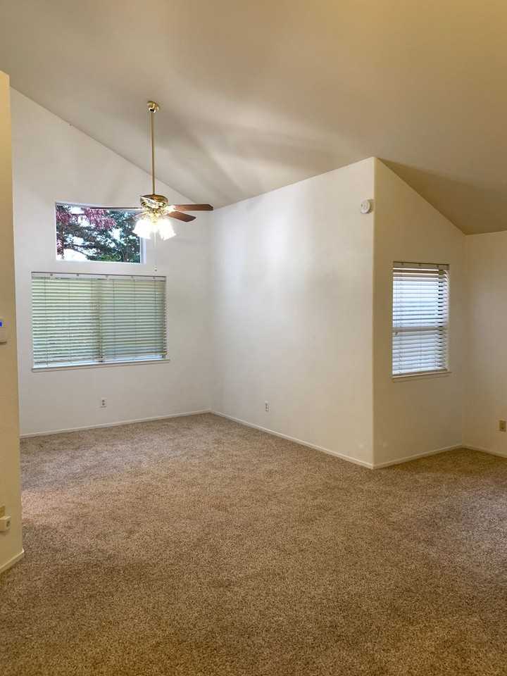 8617 River Springs Ct - Photo 6 of 50