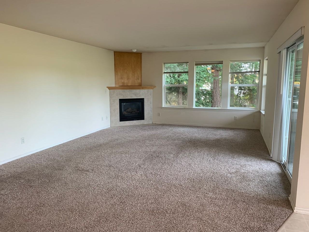 322 E Bellis Fair Pkwy #101 - Photo 5 of 14