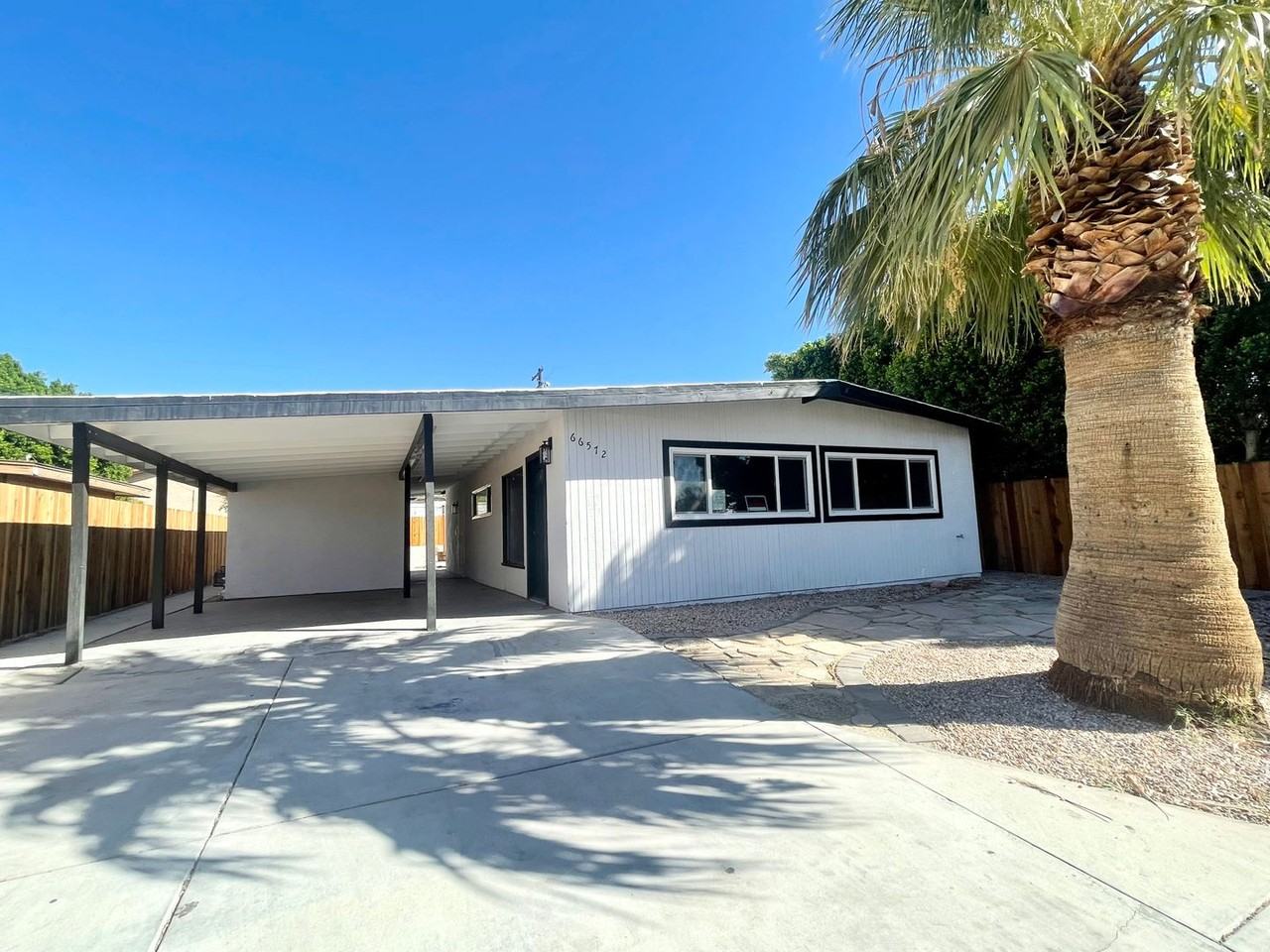 66572 Cahuilla Ave - Photo 2 of 19