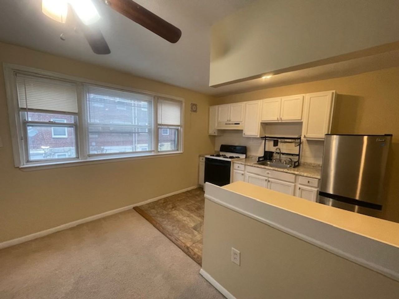 4611 Meridian St - Photo 3 of 13