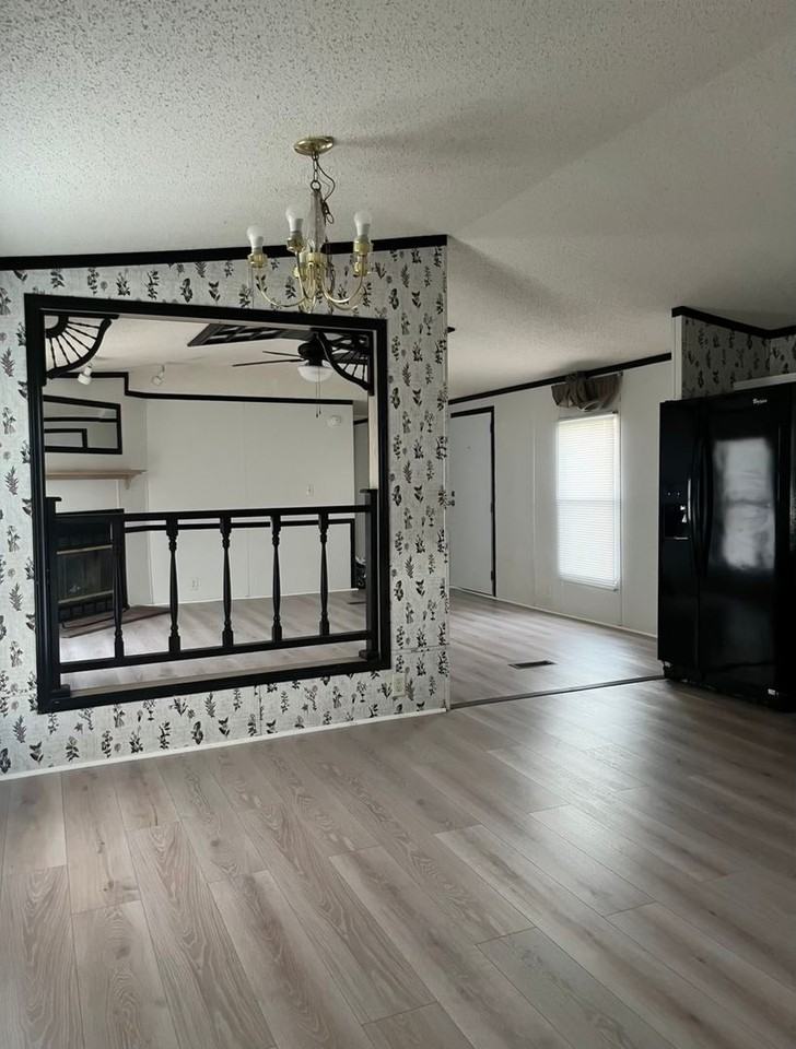 1720 Bruner Rd - Photo 3 of 7