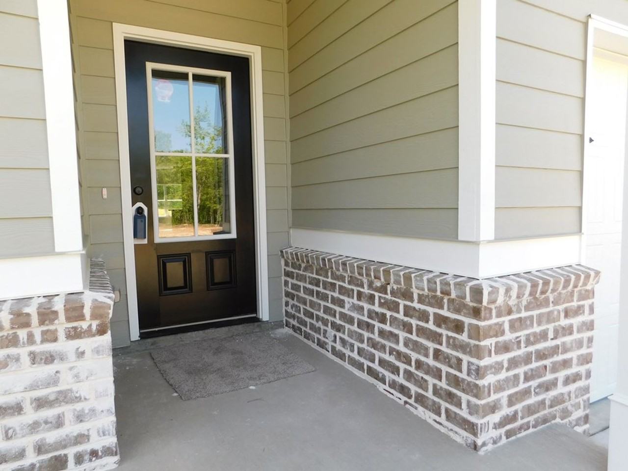 310 Grady Dr - Photo 3 of 15