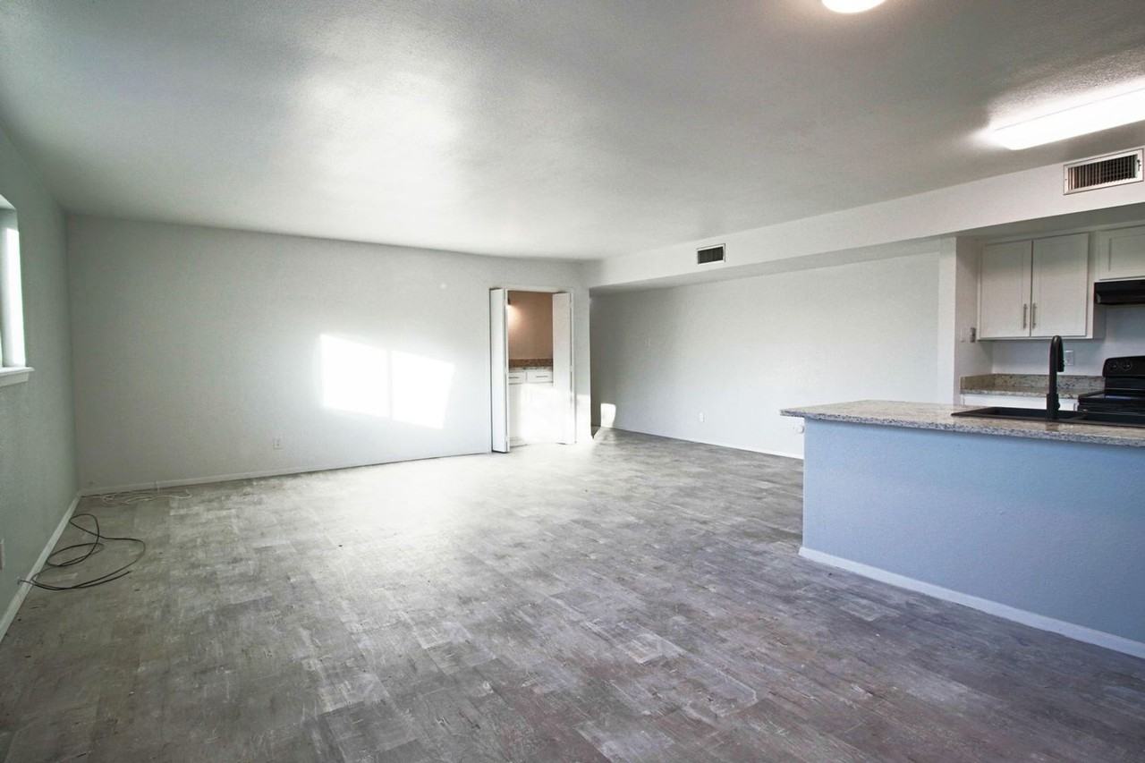 108 Golden Sands #D - Photo 3 of 14