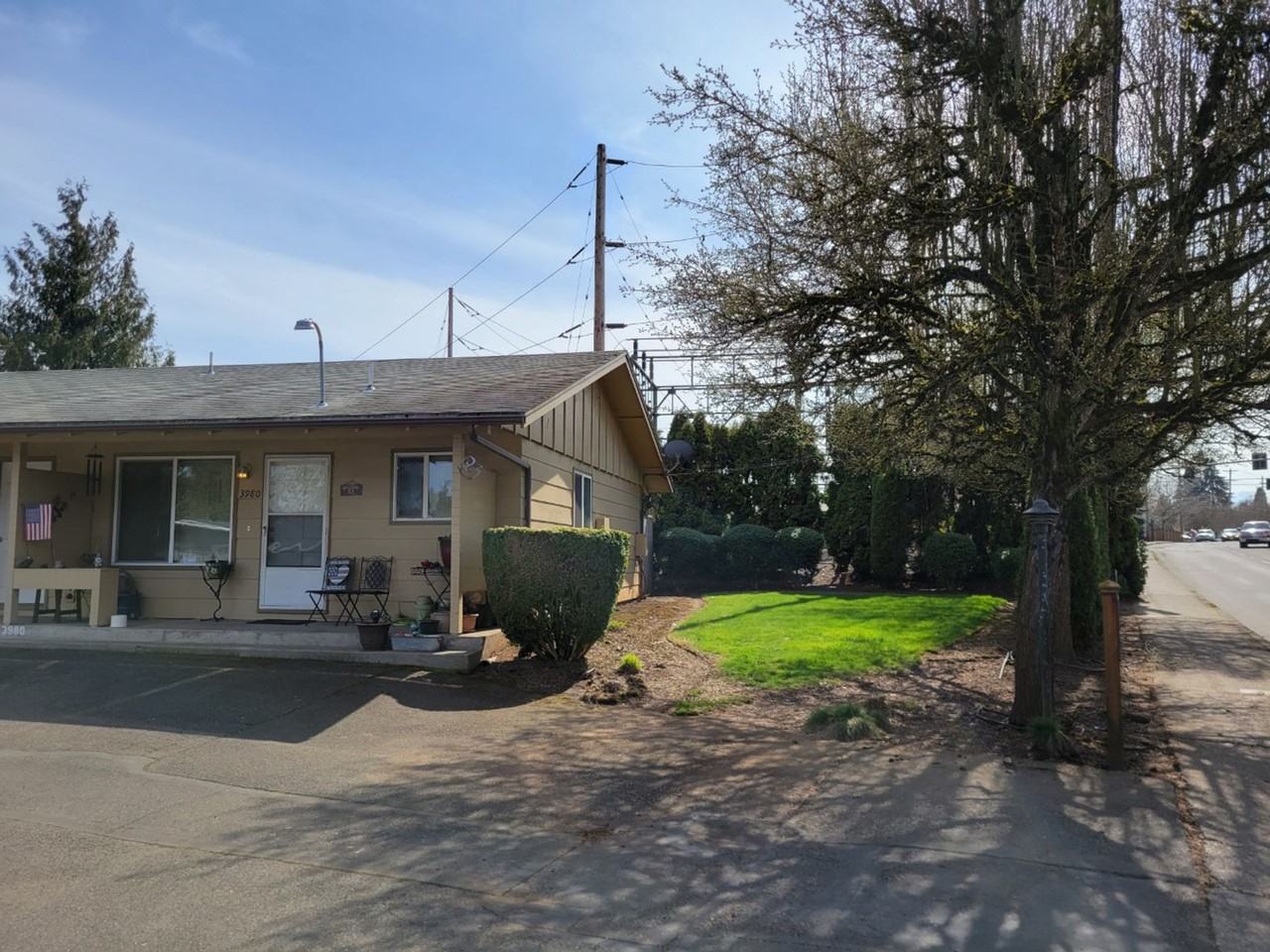 3974 Liberty Rd S - Photo 4 of 7