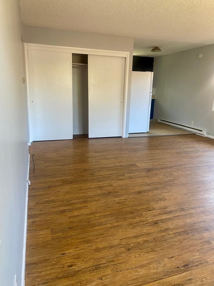 2502 Garden Ave - Photo 3 of 13