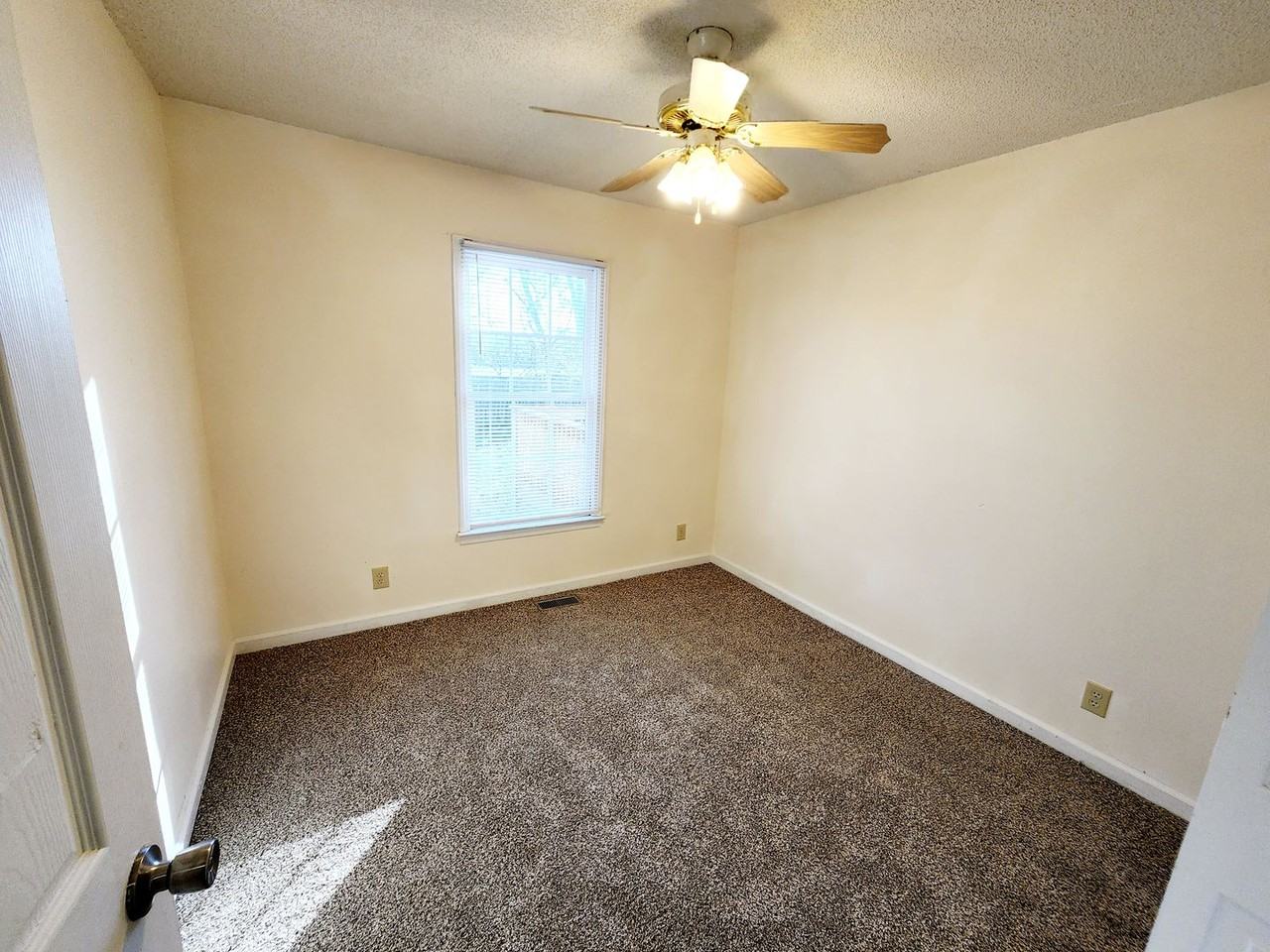 3252 S Senseney Cir - Photo 3 of 14