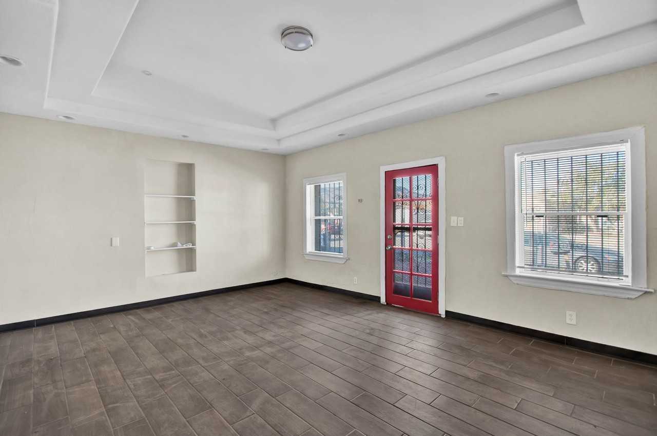3816 Findley Ave - Photo 3 of 15
