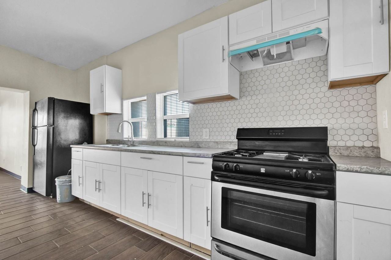 3816 Findley Ave - Photo 7 of 15