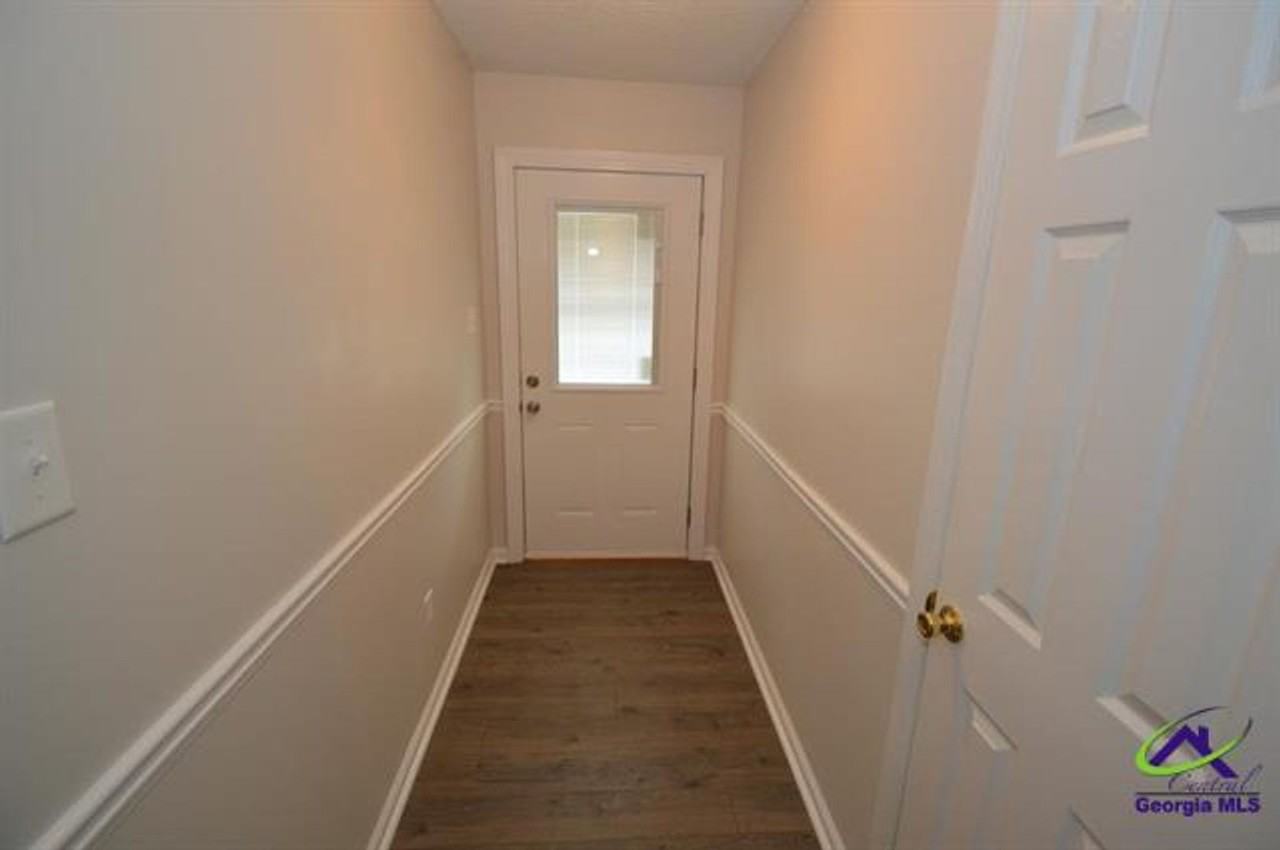 309 Northlake Dr - Photo 2 of 39