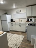 featured image of 808 Howard Avenue