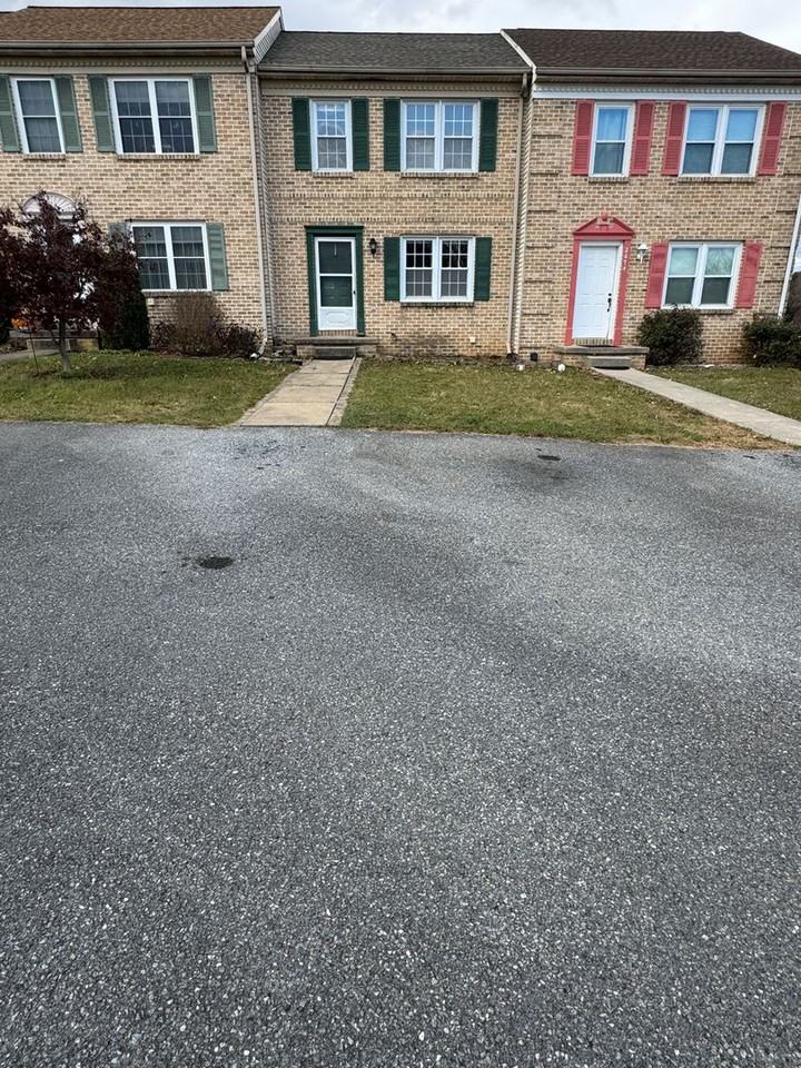 2676 Northfield Dr - Photo 3 of 15