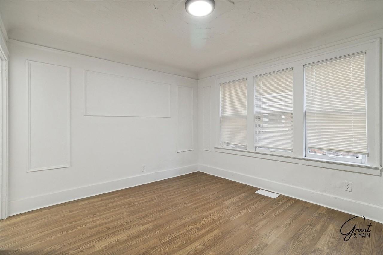 16211 Kentucky St - Photo 7 of 30