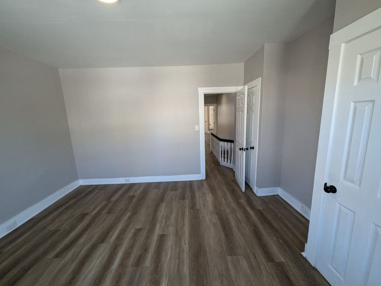 5504 Lansdowne Ave - Photo 4 of 19