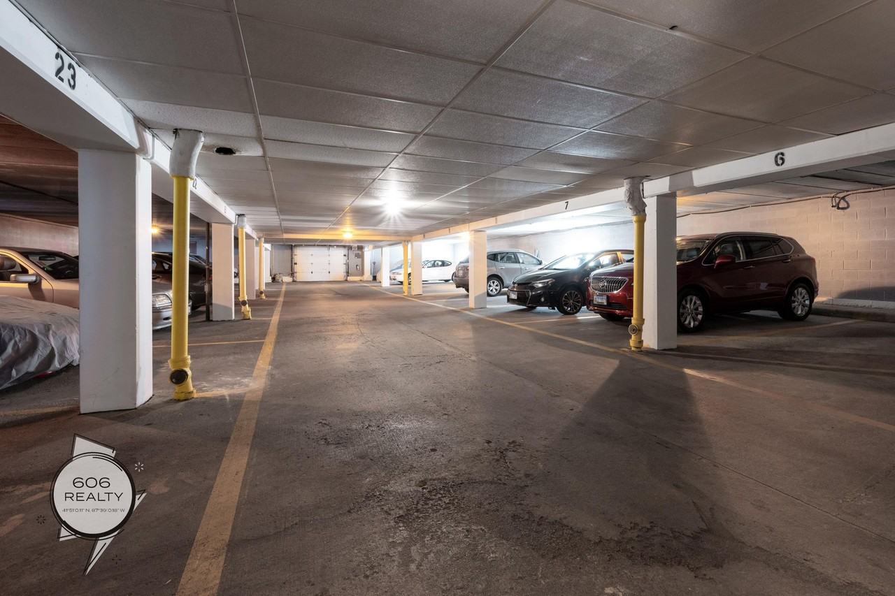 Forest Park! 1128 Des Plaines Ave. - Photo 2 of 2