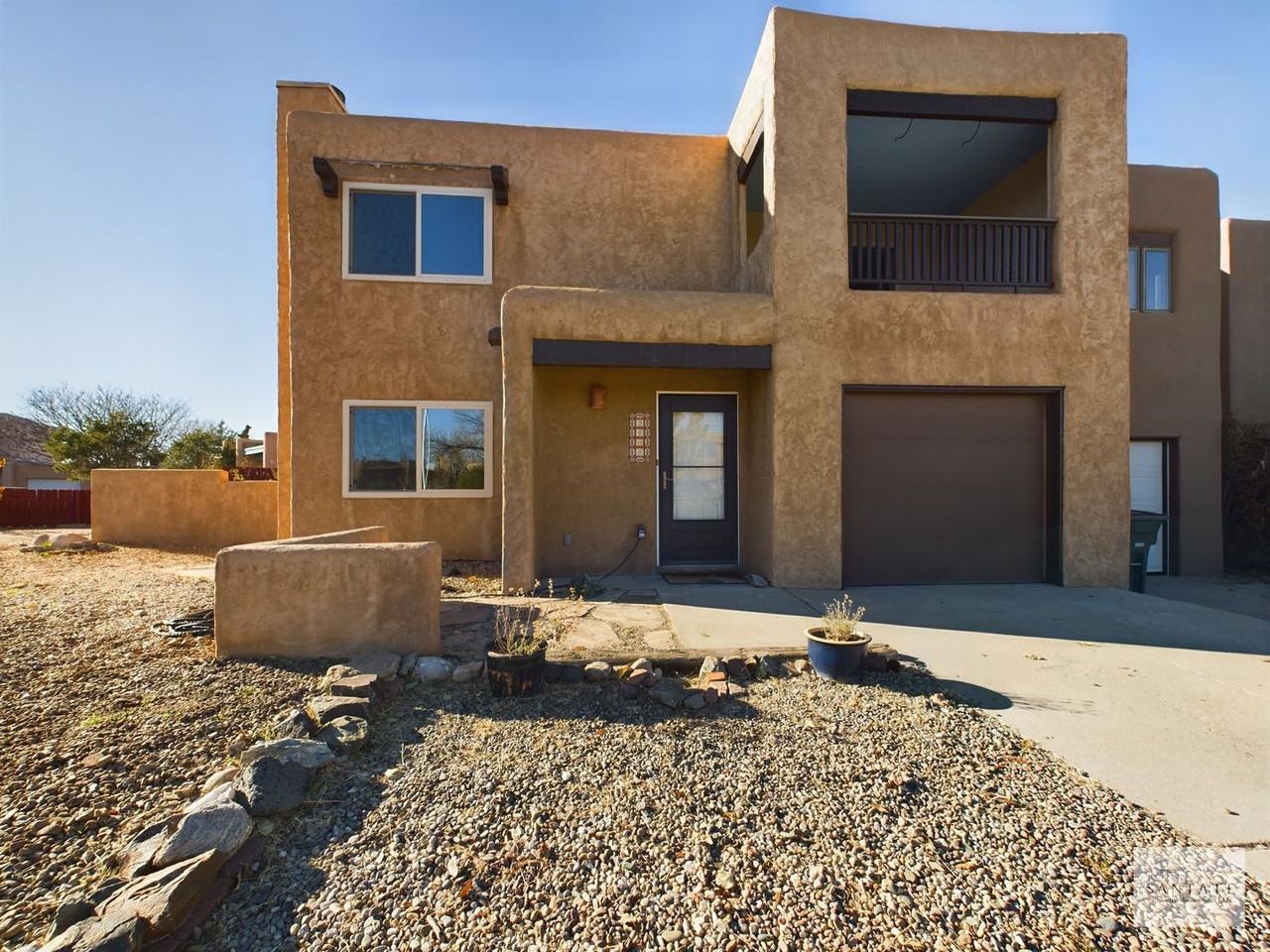 2408 Calle Zaguan - Photo 2 of 34