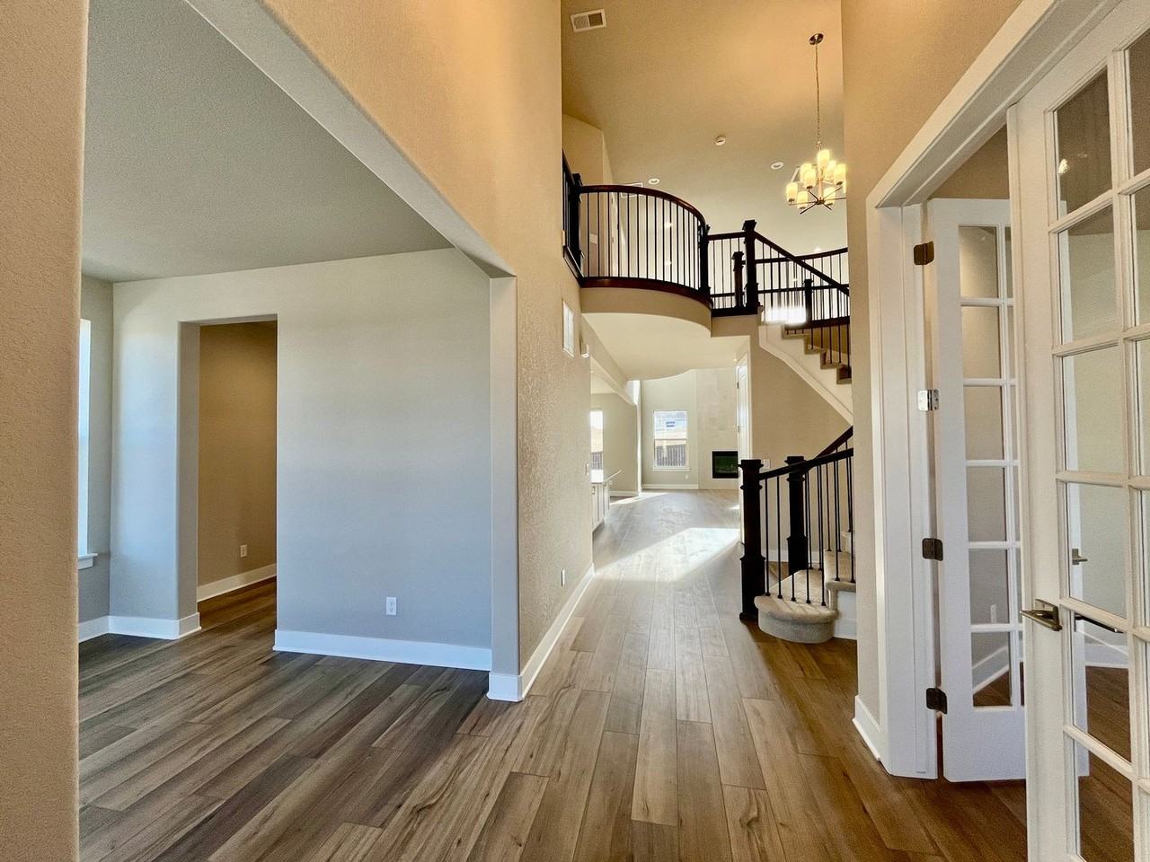 6234 E 141st Ave - Photo 3 of 43