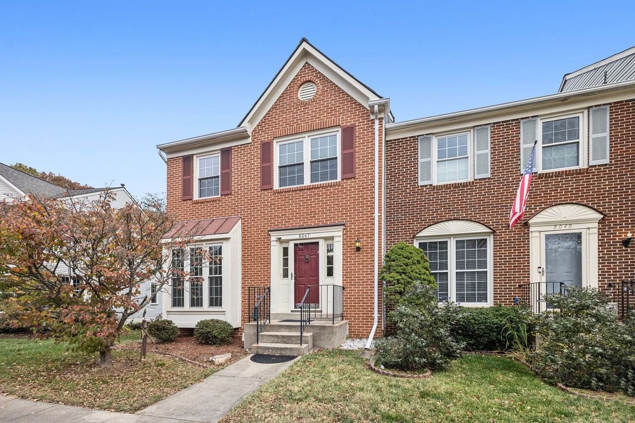 8047 Sky Blue Dr - Photo 2 of 38