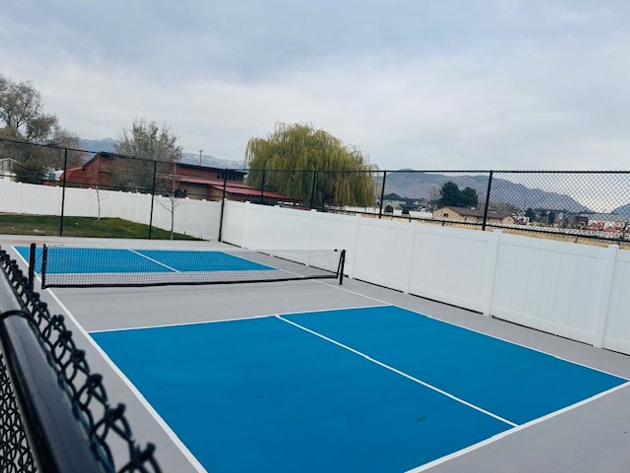 2334 W Leigh Ln - Photo 2 of 18