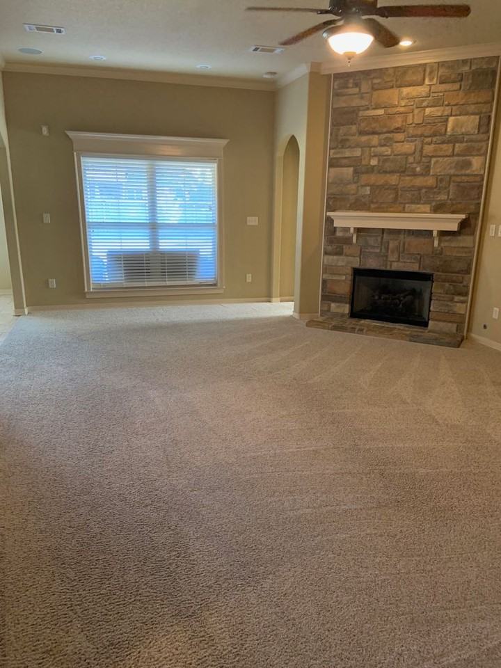 3673 W Mountain View Dr - Photo 4 of 13