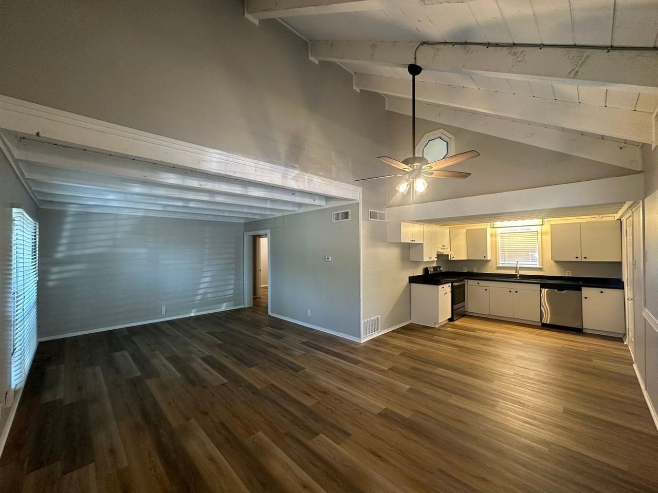 100 Forest Creek Dr - Photo 2 of 23