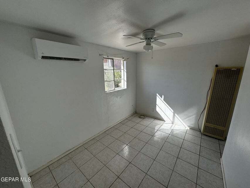 4315 E Missouri Ave - Photo 3 of 7