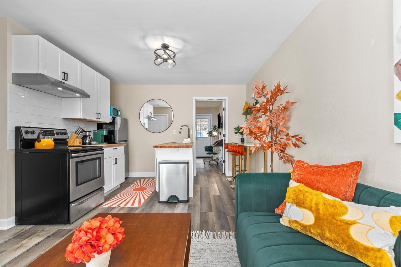 414 S Webster Ave #2 - Photo 6 of 13