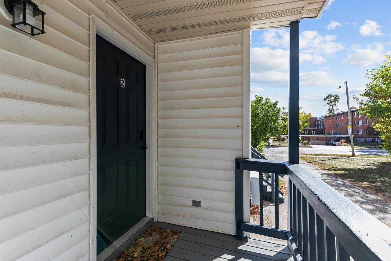 414 S Webster Ave #2 - Photo 7 of 13