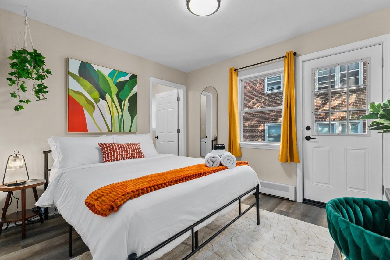 414 S Webster Ave #2 - Photo 6 of 13