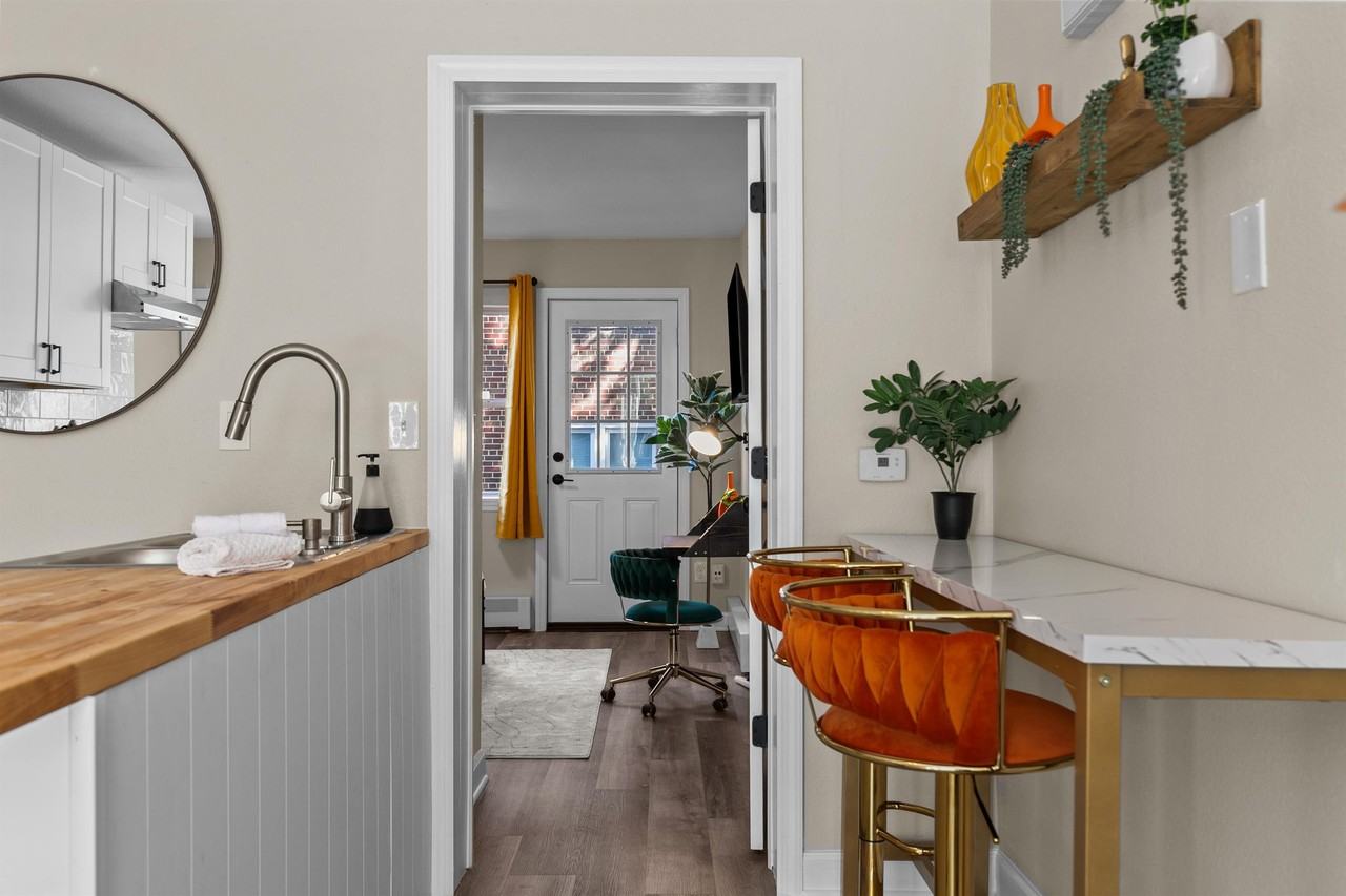 414 S Webster Ave #2 - Photo 2 of 13