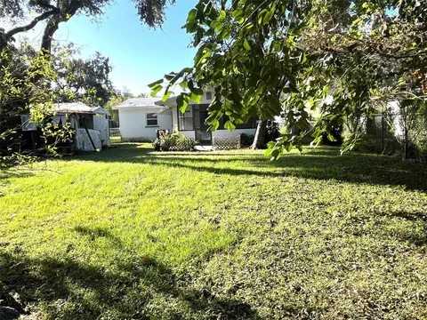 2726 Canal Drive North - Photo 3 of 21