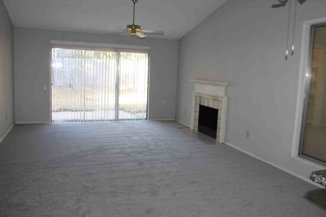 3717 Huckleberry Dr - Photo 2 of 22