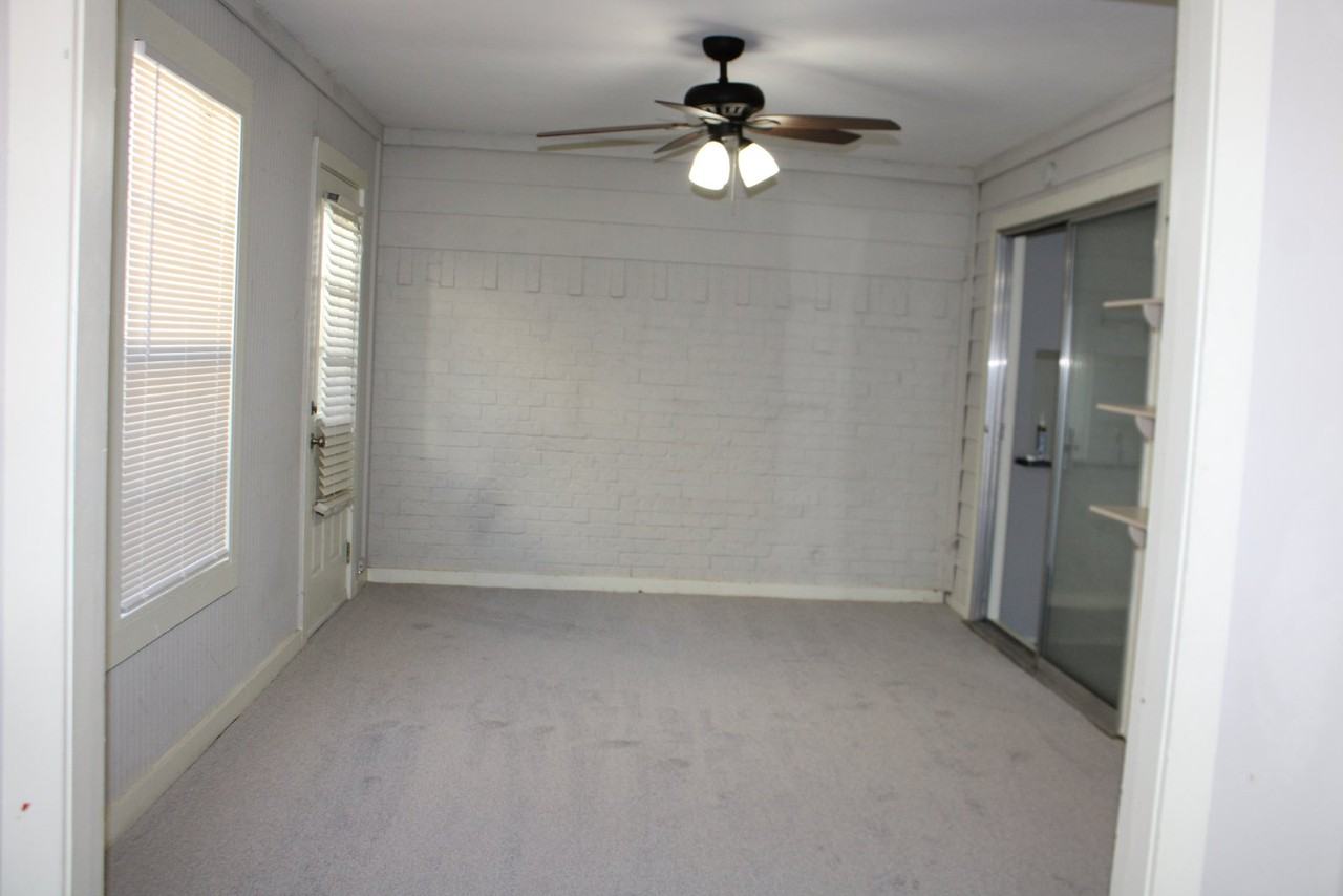 3717 Huckleberry Dr - Photo 3 of 22