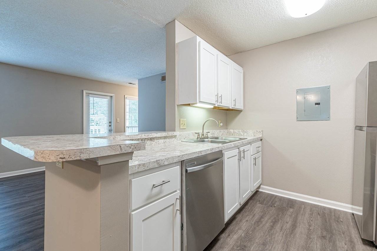 Balmoral Village - Photo 3 of 46