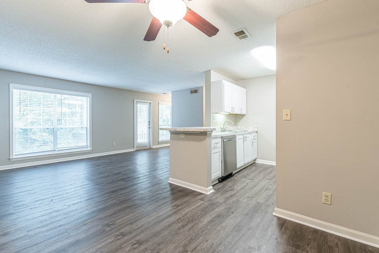 Balmoral Village - Photo 6 of 46