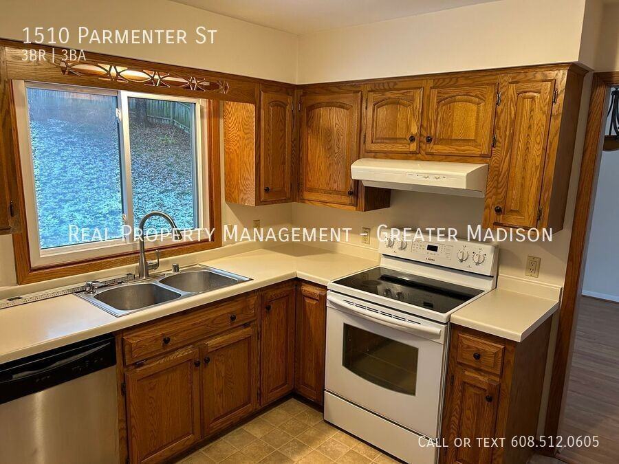 1510 Parmenter St - Photo 2 of 24