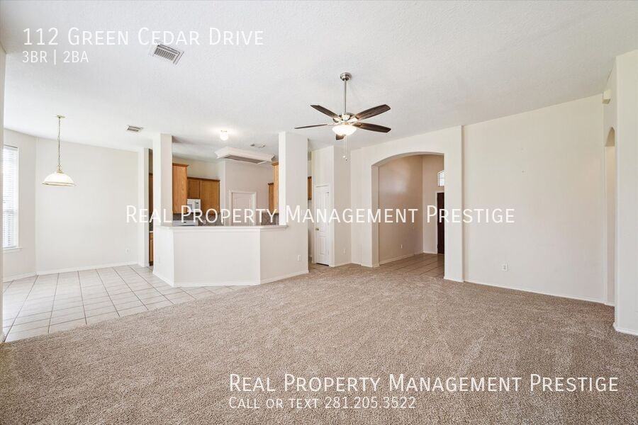 112 Green Cedar Dr - Photo 2 of 10