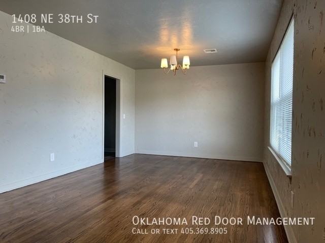 1408 Ne 38th St - Photo 2 of 25