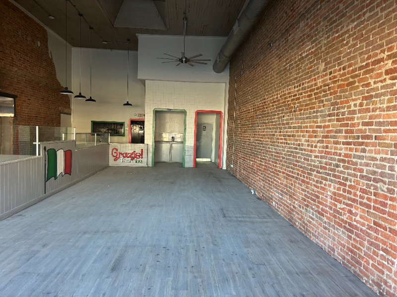 103 E Marshall St - Photo 3 of 4