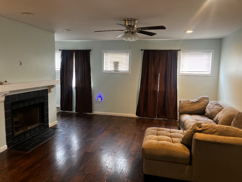 433 Blake St - Photo 2 of 7